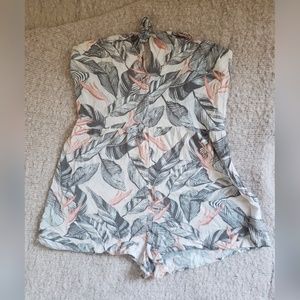 Kendall and Kylie medium romper